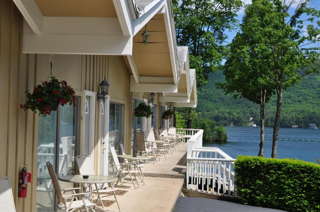 Tea Island Resort Lake George Exterior photo