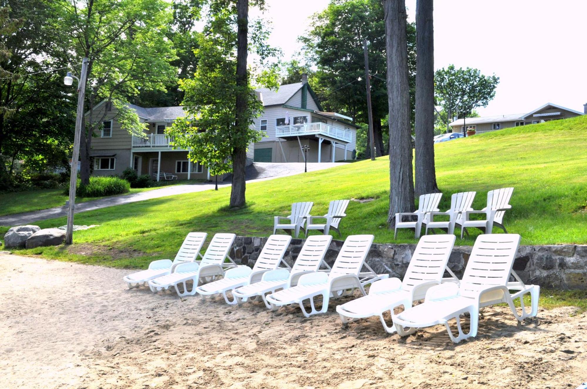 Tea Island Resort Lake George Exterior photo