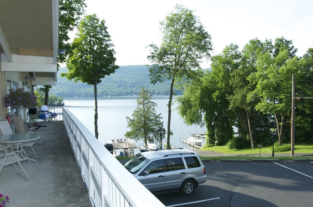 Tea Island Resort Lake George Exterior photo